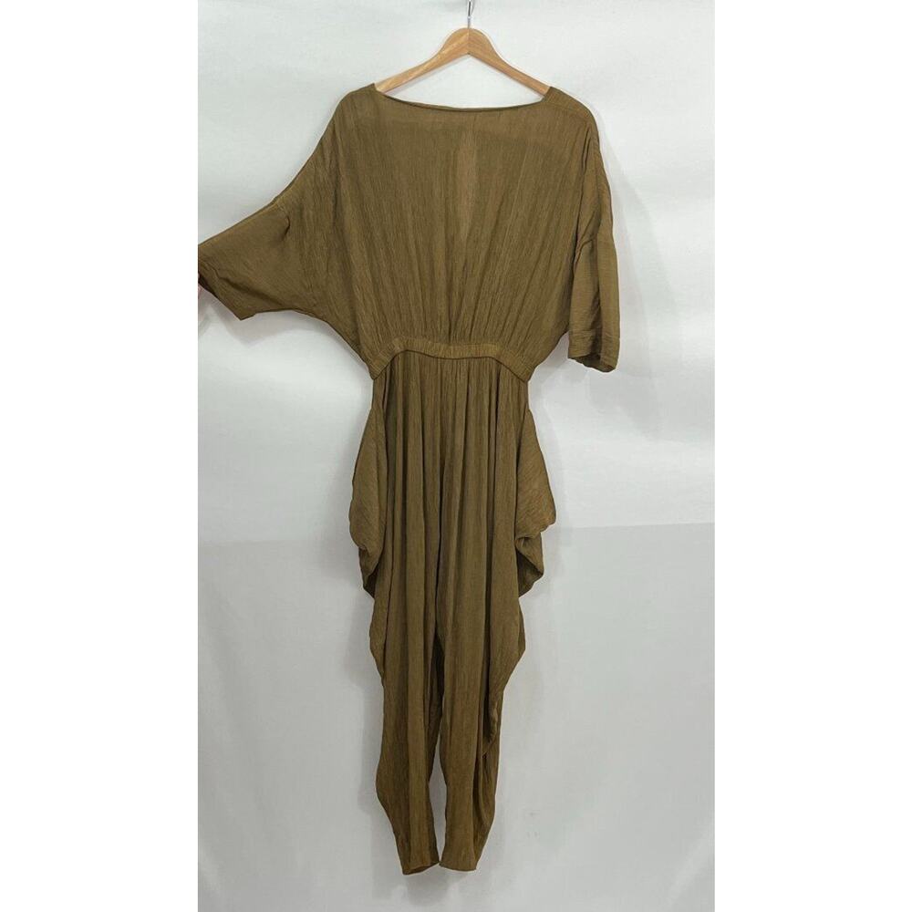 Black Crane Women’s Gold Taupe Draped Jumpsuit Size Small